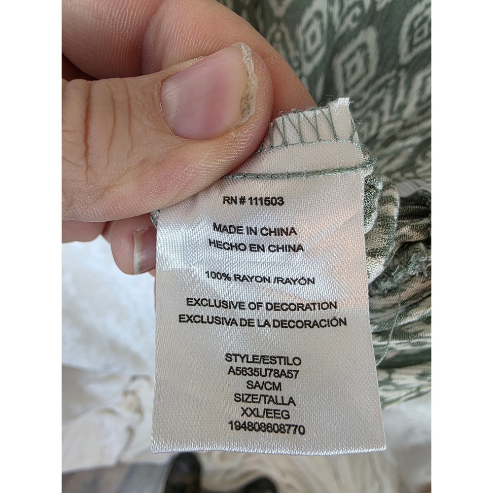 Lily Rose Sage Green Ikat Diamond Print Surplice Romper XXL Pom Pom Trim‎ Rayon - Picture 6 of 6